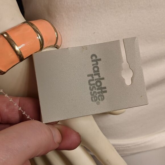 Vintage light orange bangle cuff clap bracelet - Picture 9 of 9